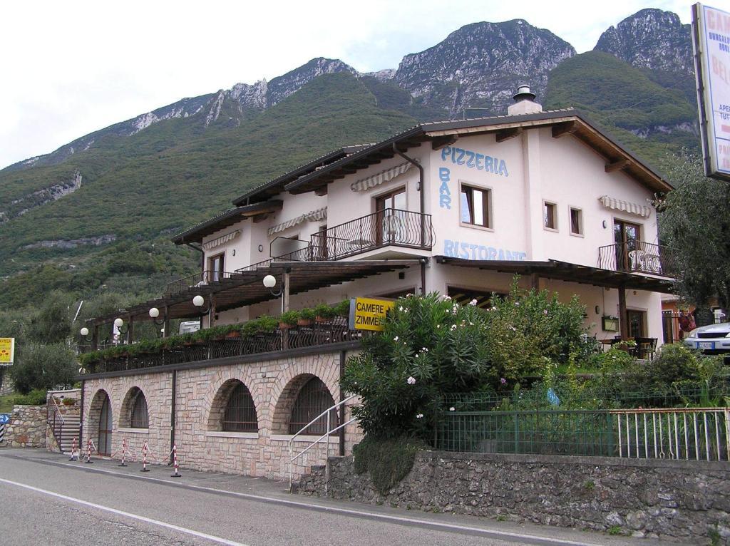 Locanda Bellavista B&B Malcesine Buitenkant foto